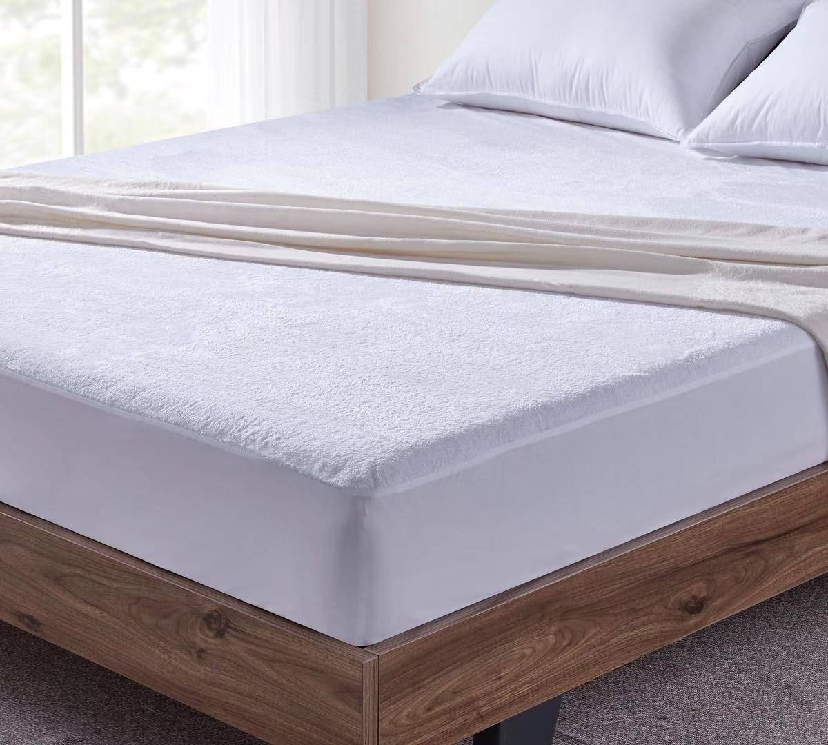 Coral Fleece Waterproof Fitted Mattress Protector Mega King - Home & Garden > Bedding