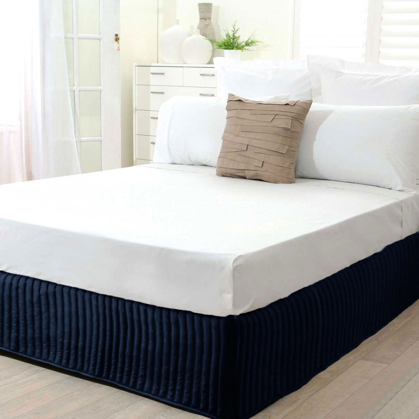 Ardor Quilted Valance Navy King - Home & Garden > Bedding