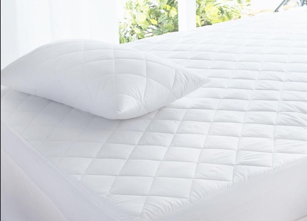 Luxor Aus Made Fully Fitted Cotton Quilted Mattress Protector (King) - Home & Garden > Bedding